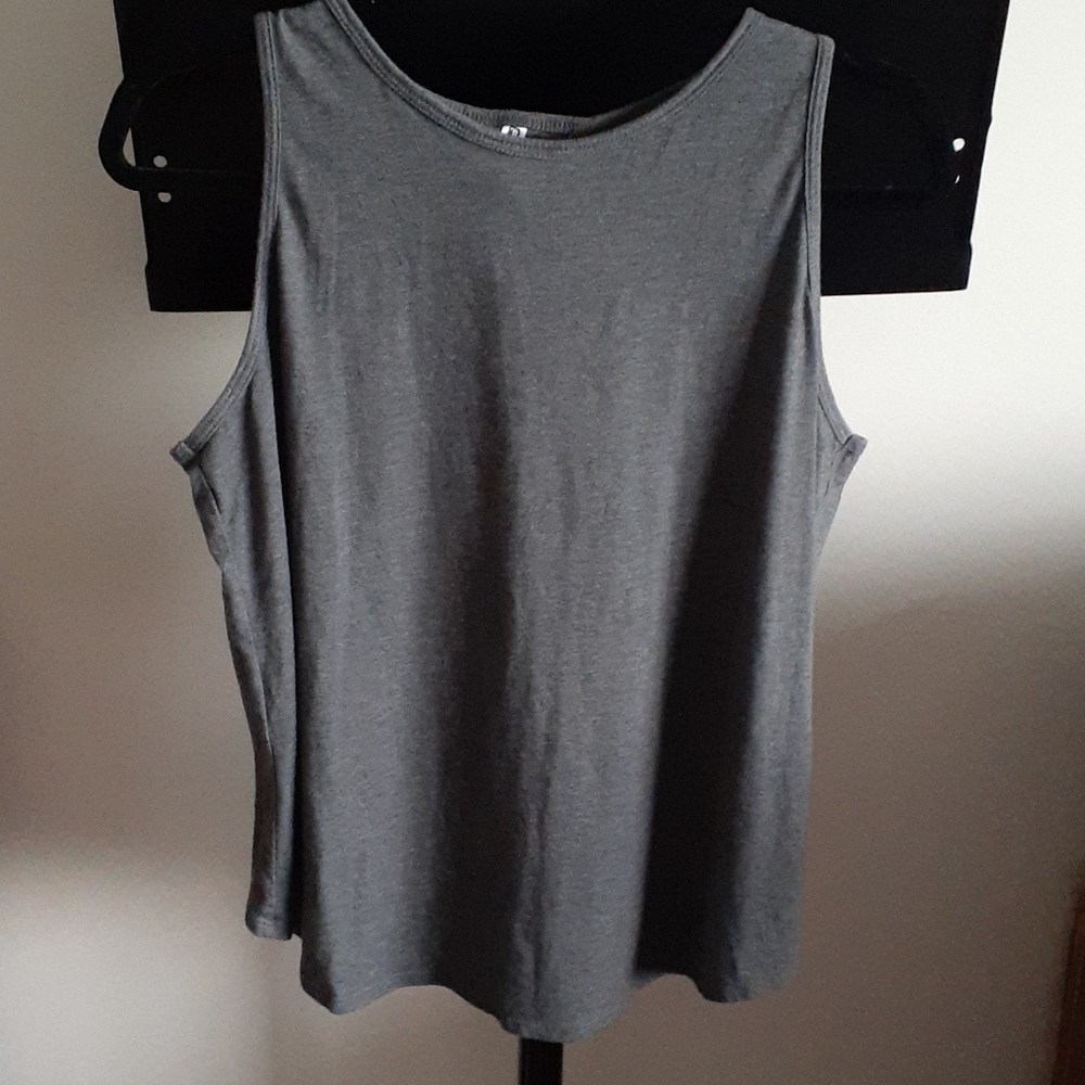 Fabletics Open Back Grey Workout Tank - Women's Size